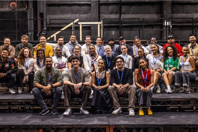 Full cast announced for Evita revival at London Palladium